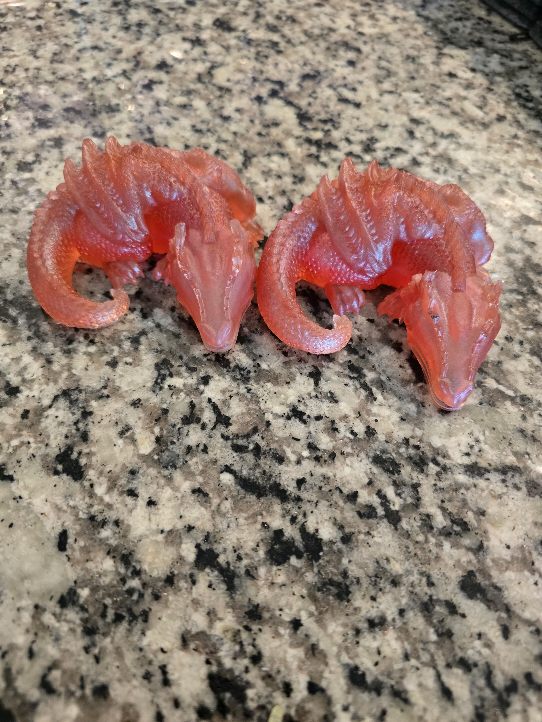 Dragons-Resin figurine Multi-Color